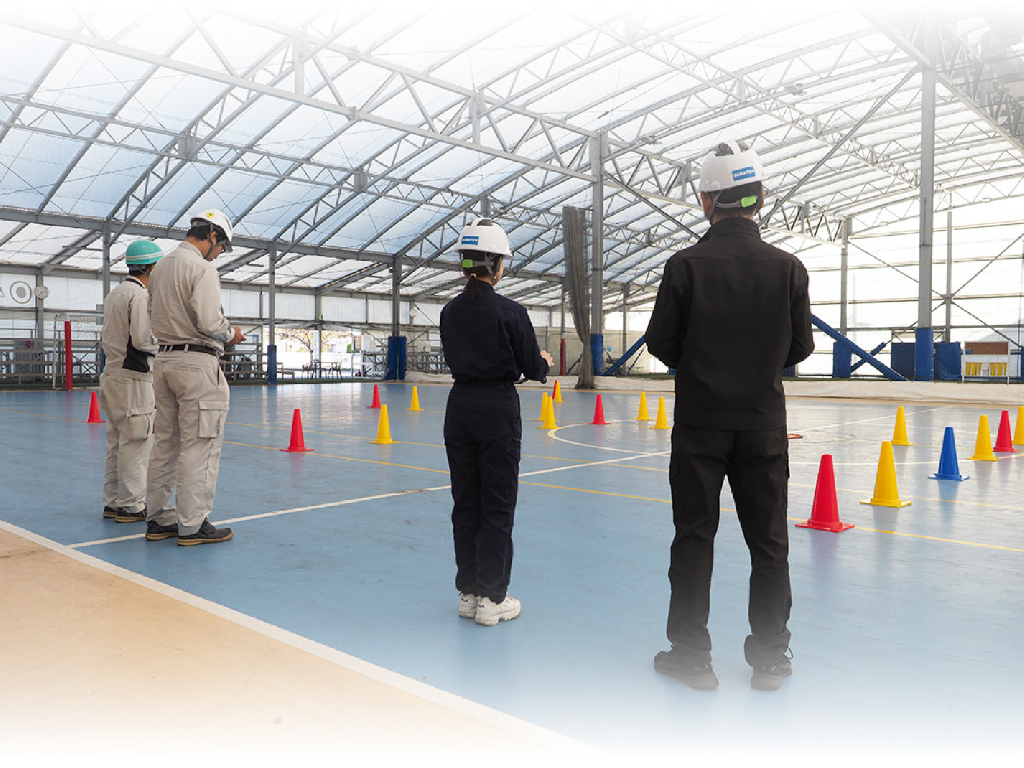 SDAドローンアカデミーの講師紹介